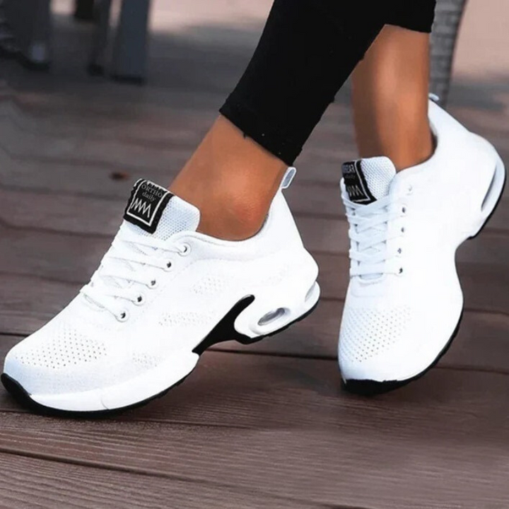 URSULA - COMFORTABLE SNEAKERS
