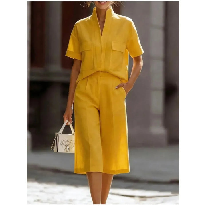 Luisa | Short-Sleeved Shirt with Collar and Casual Shorts