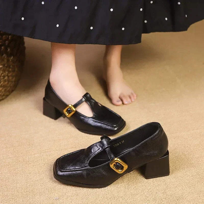 Dorvanna | French Heels