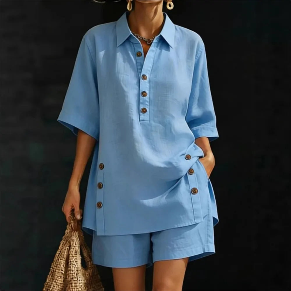 Solena | Short-sleeved shirt with a lapel collar and trousers with slit pockets