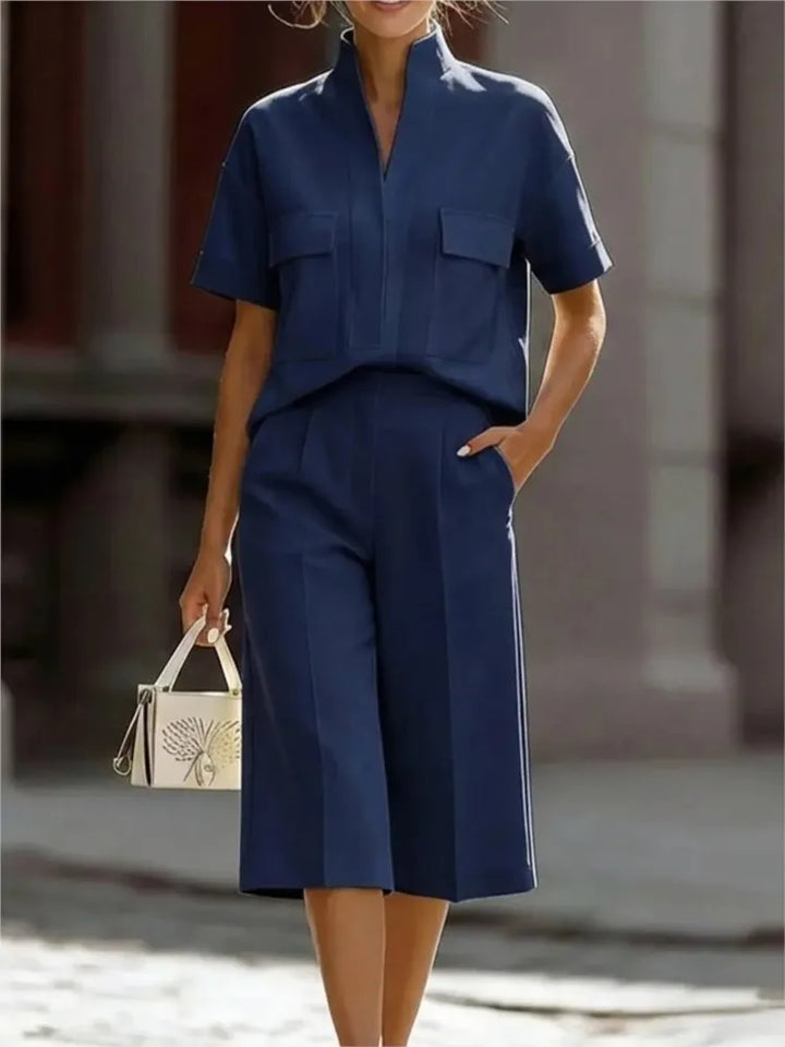 Luisa | Short-Sleeved Shirt with Collar and Casual Shorts