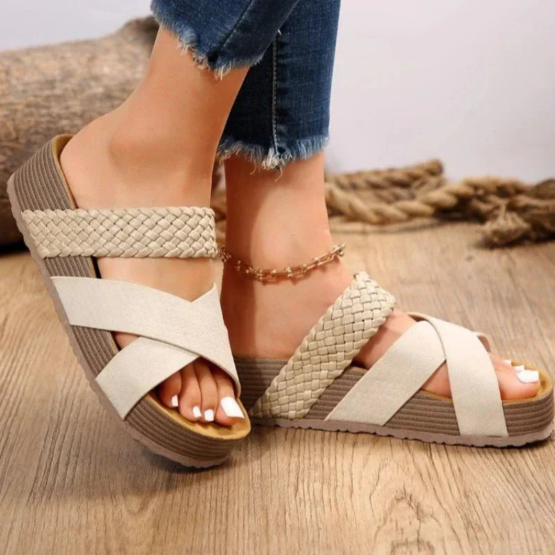 ADEEN - ORTHOPAEDIC SANDALS